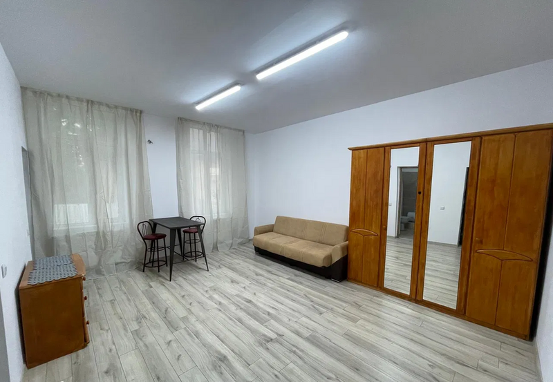 Calea Victoriei apartament cu 2 camere renovat
