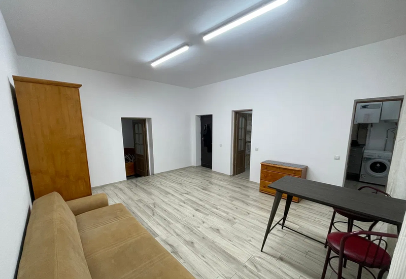Calea Victoriei apartament cu 2 camere renovat