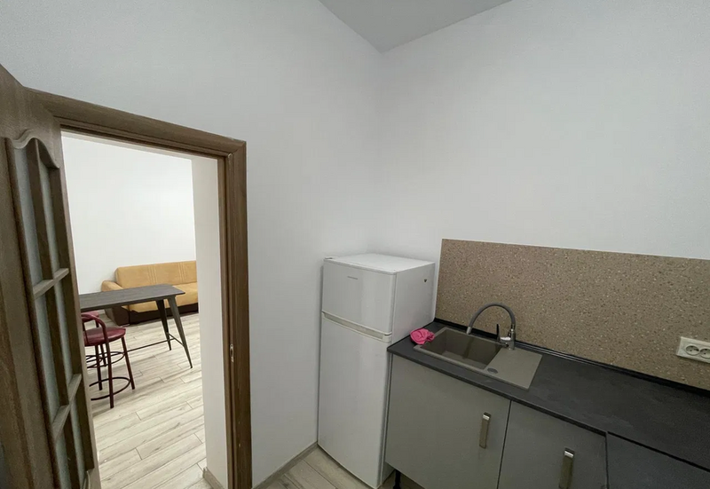 Calea Victoriei apartament cu 2 camere renovat